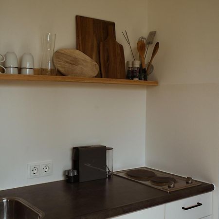 Modern Tiny House Op Rustig Watersportpark Villa Elahuizen Luaran gambar